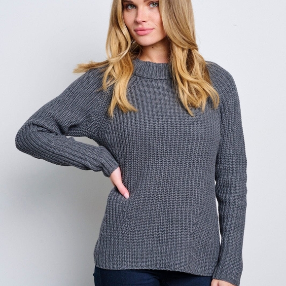 Sweaters - Cozy Gray Women's Sweater